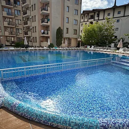 With Pool View * Slăntjev Brjag
